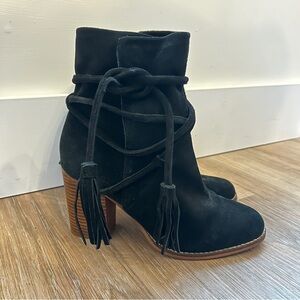 Aldo Black Suede Boot with Tassel Wrap Tie Women’s Size 8 stacked heel